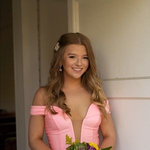 Meet your Posher, Mollie